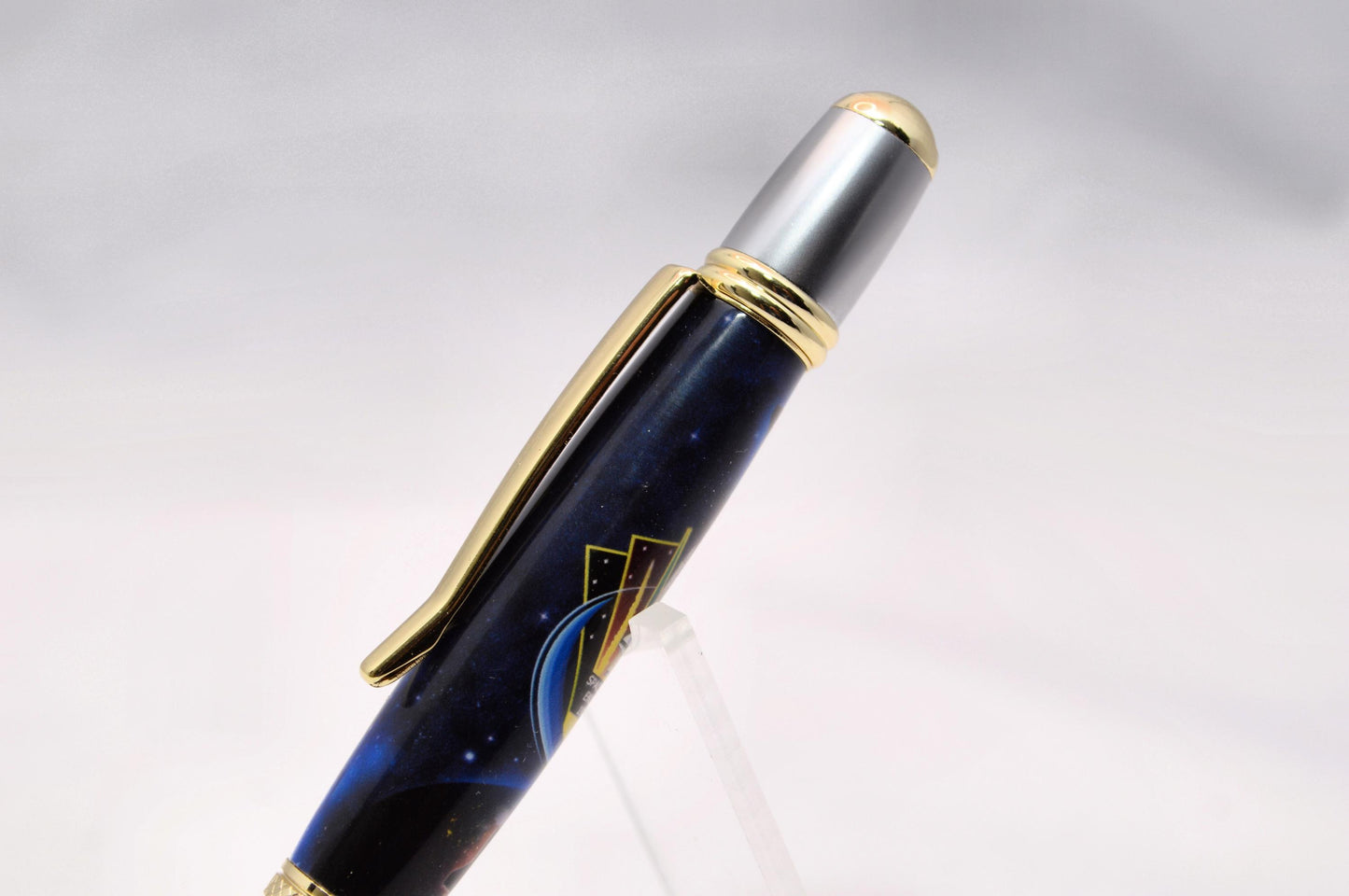 Handcrafted Space Shuttle Endeavour Classic Twist Pen in Gold and Satin Chrome Finish