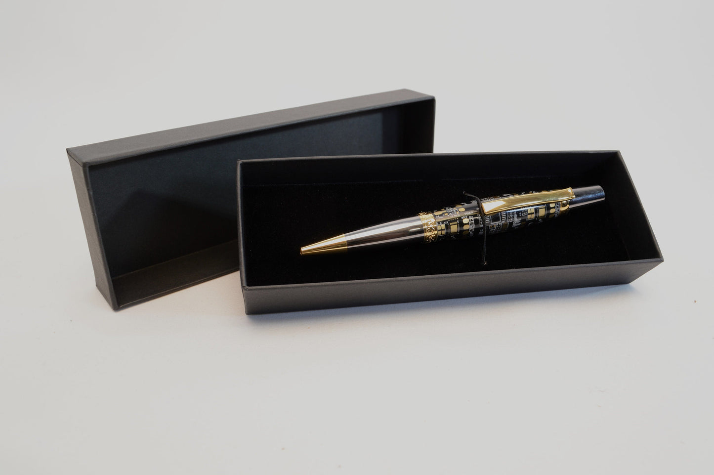 Unique Circuit Board Acrylic Twist Pen - Gold Titanium and Black Titanium Finish, Elegant Design