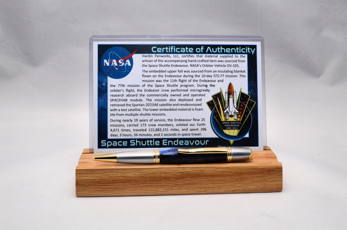 Handcrafted Space Shuttle Endeavour Classic Twist Pen in Gold and Satin Chrome Finish