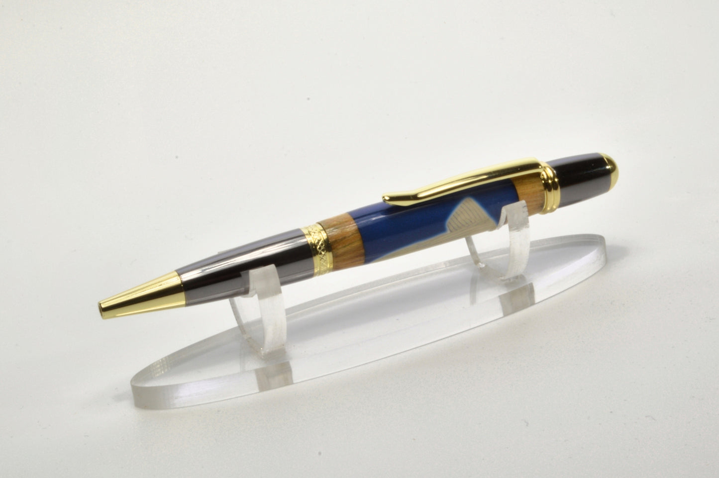 Handcrafted Pen Made With A Swatch From A Mickey Mantle Game Used Jersey And Wood From A Yankee Stadium Seat