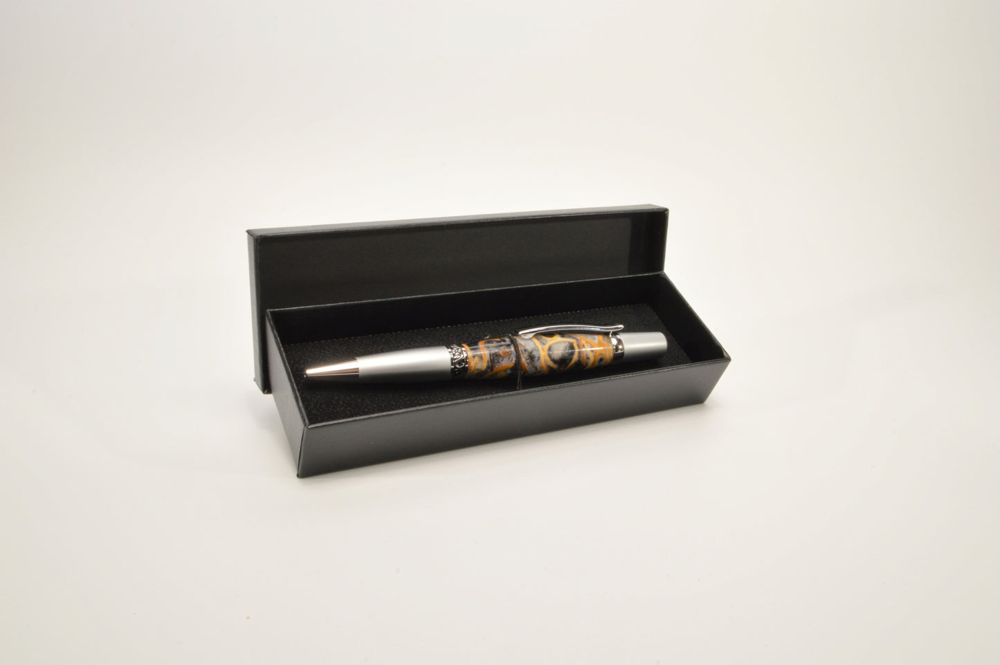 Handcrafted Twist Pen with Pistachio Shell Cast in Acrylic in Chrome and Satin Chrome