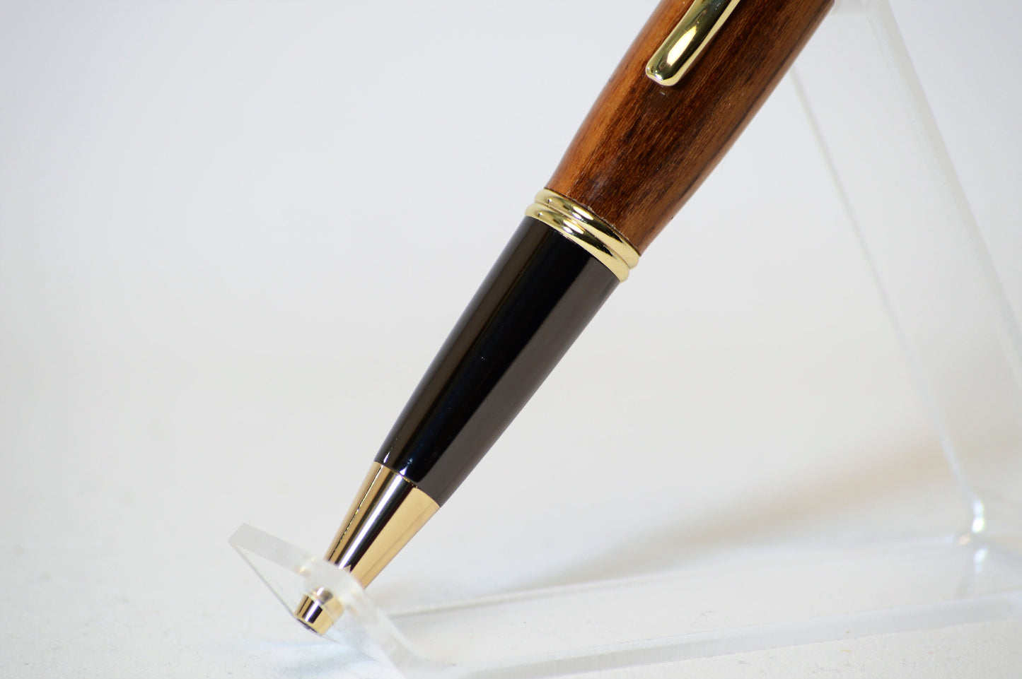 Handcrafted USS Wisconsin Battleship - Gold and Gunmetal Twist Pen