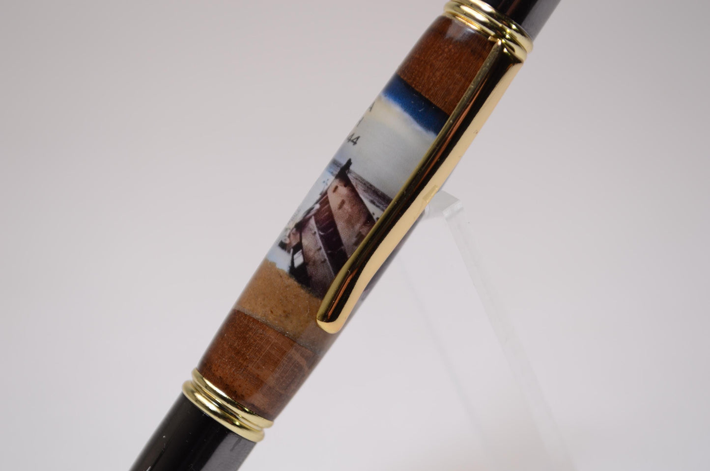 Handcrafted M1 Garand Wood and Omaha Beach Sand Elegant Twist Pen