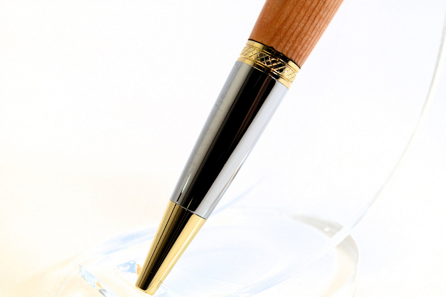 Handcrafted Pen Made From Saint Louis Cardinals Busch Memorial Stadium Wooden Dugout Bench