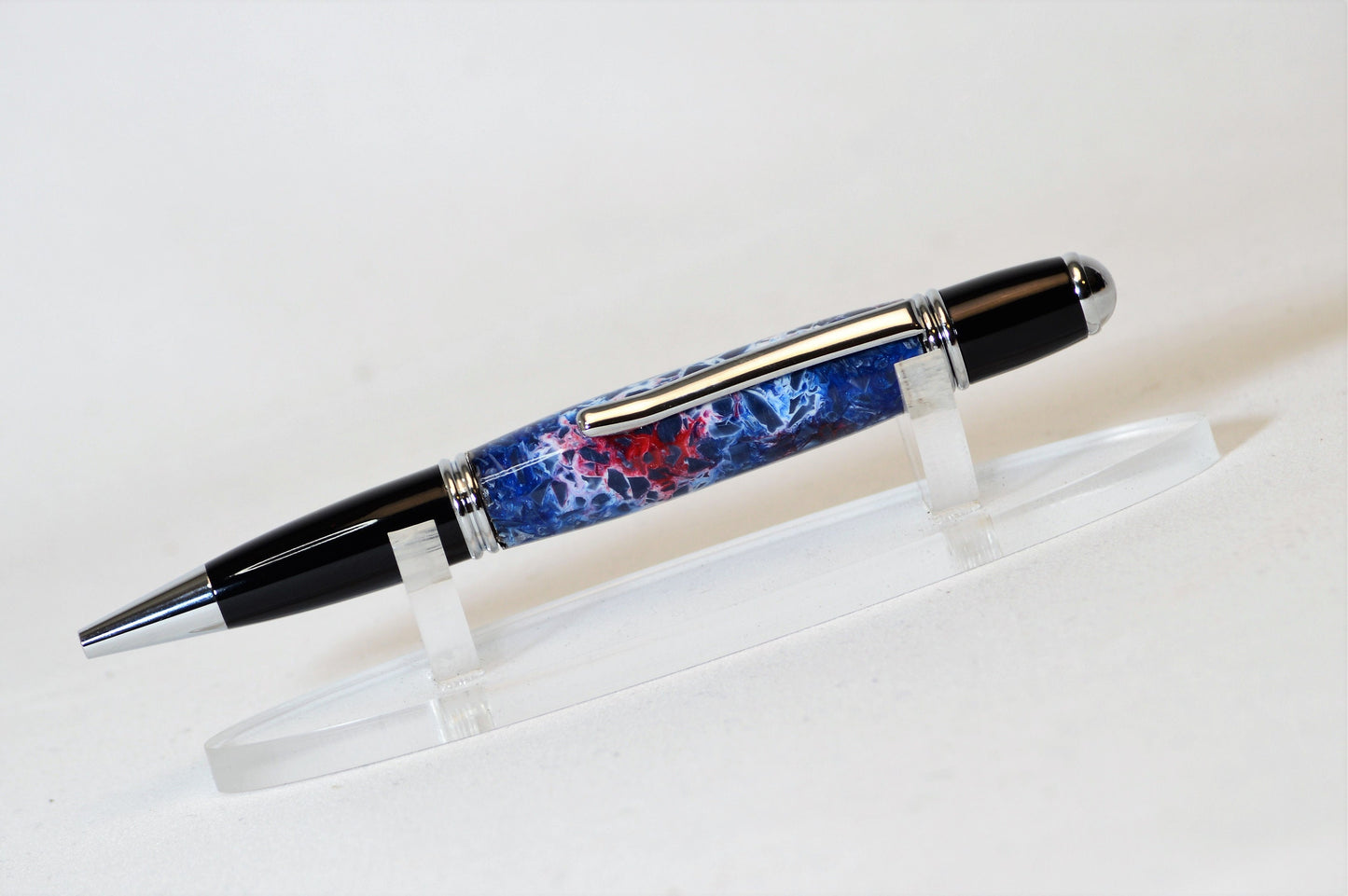 Handcrafted Pen Made From Philadelphia Eagles and Philadelphia Phillies Veterans Stadium Plastic Stadium Seats