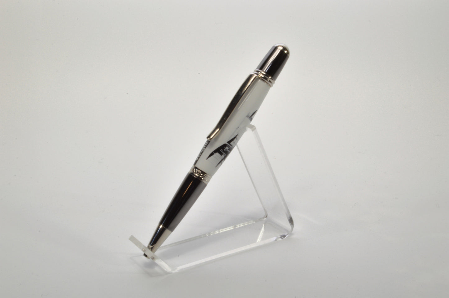 Acrylic Twist Pen Embedded with a Small Piece of Wright Brothers Vin Fiz Flyer Fabric – Platinum & Black Titanium Finish