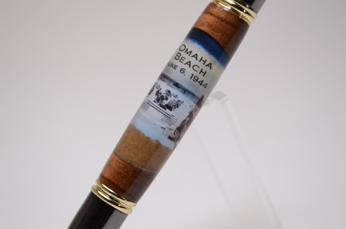 Handcrafted M1 Garand Wood and Omaha Beach Sand Elegant Twist Pen