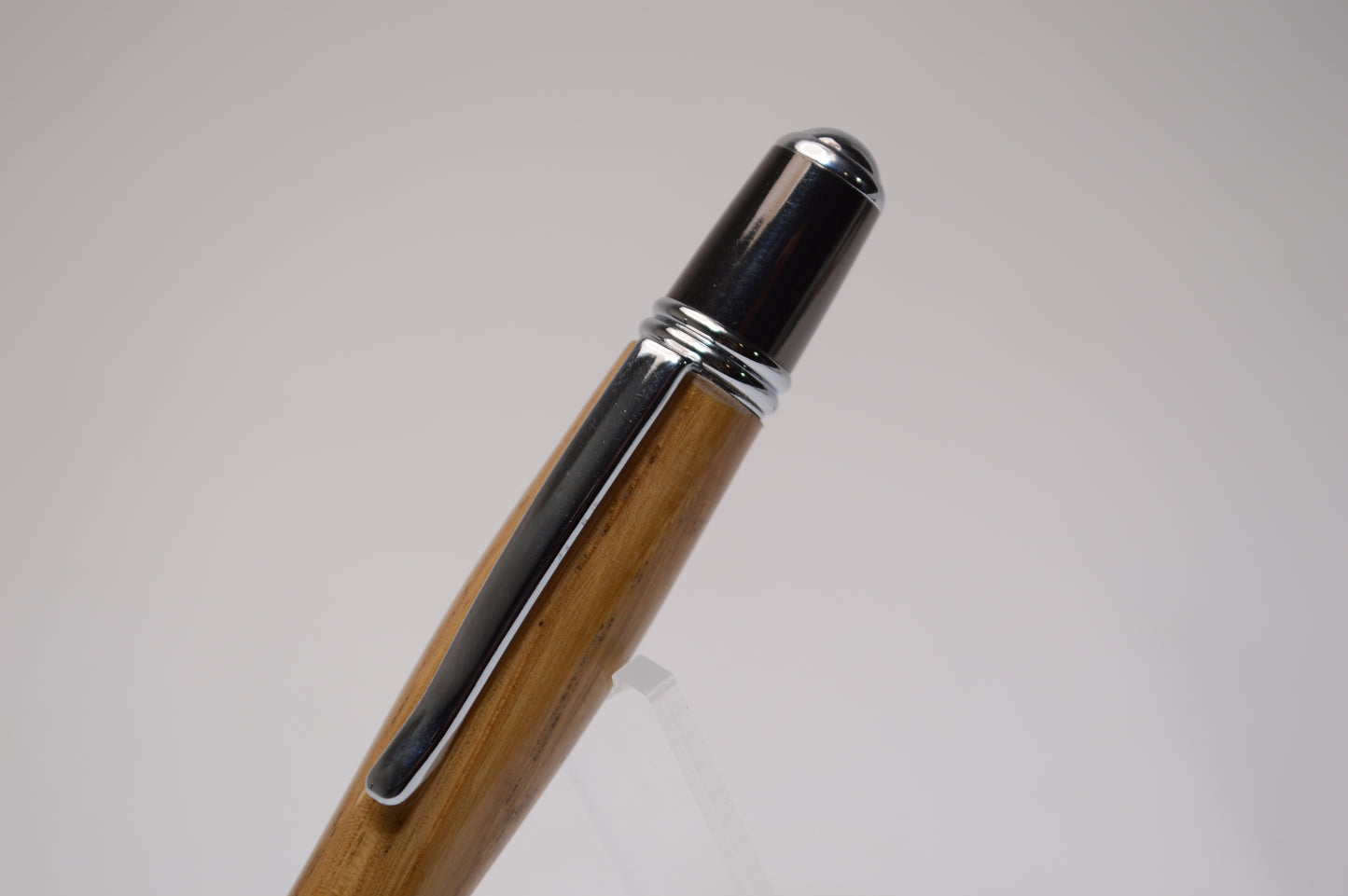 Whiskey Barrel Twist Pen in Gun Metal and Chrome Finish