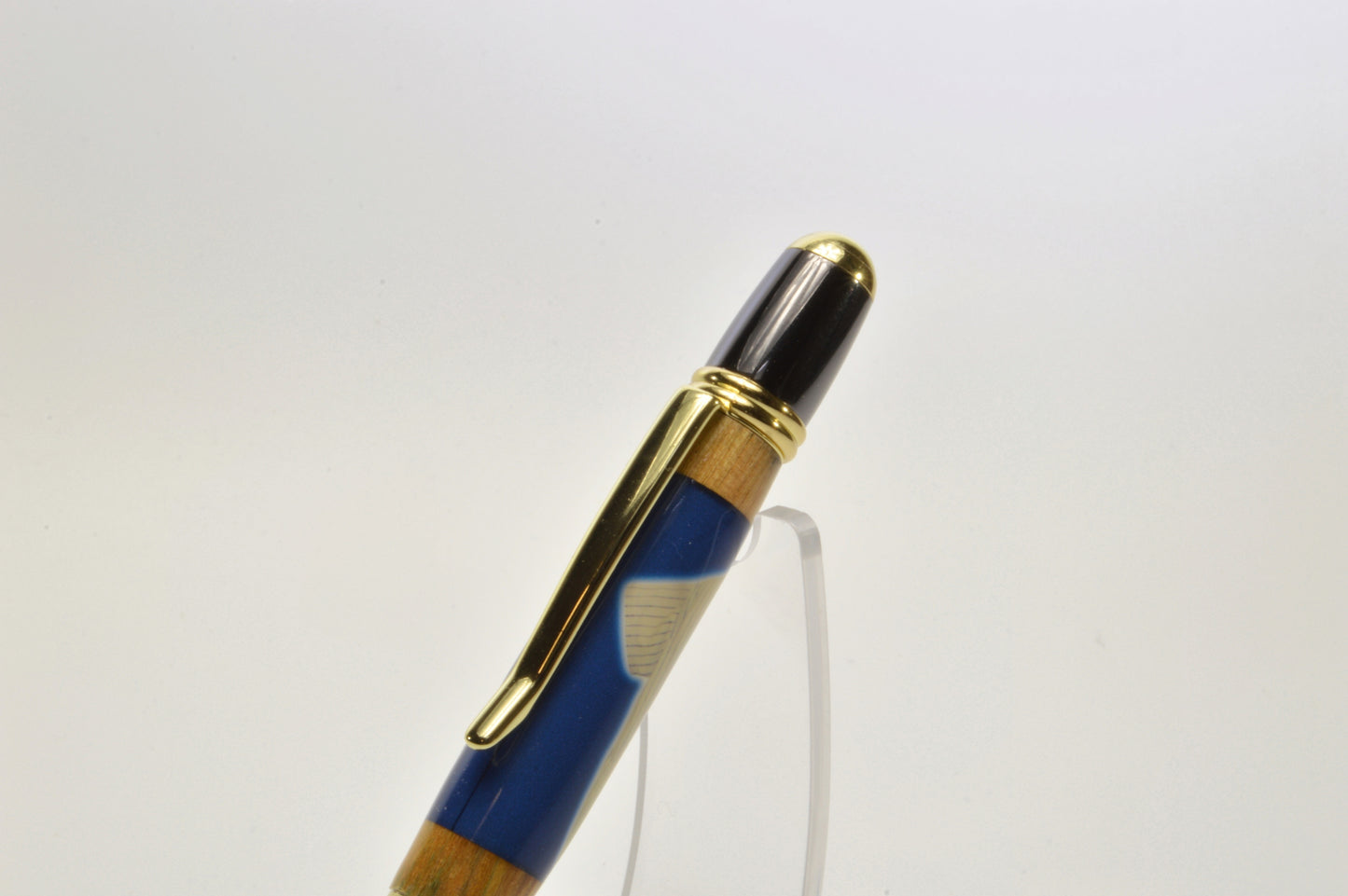 Handcrafted Pen Made With A Swatch From A Mickey Mantle Game Used Jersey And Wood From A Yankee Stadium Seat