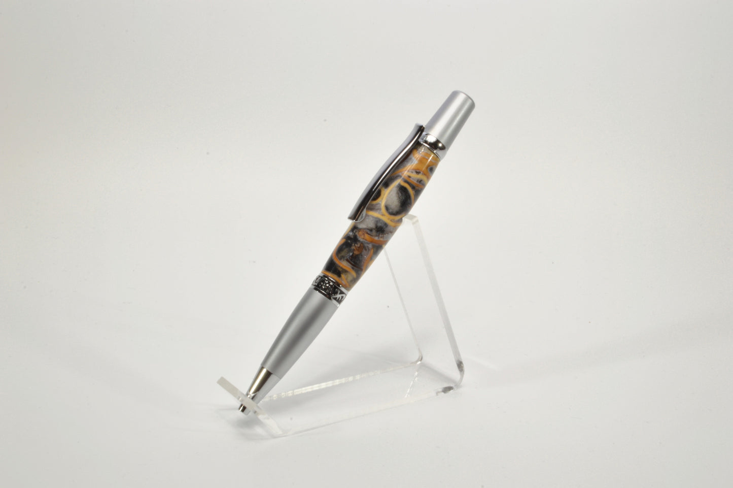 Handcrafted Twist Pen with Pistachio Shell Cast in Acrylic in Chrome and Satin Chrome