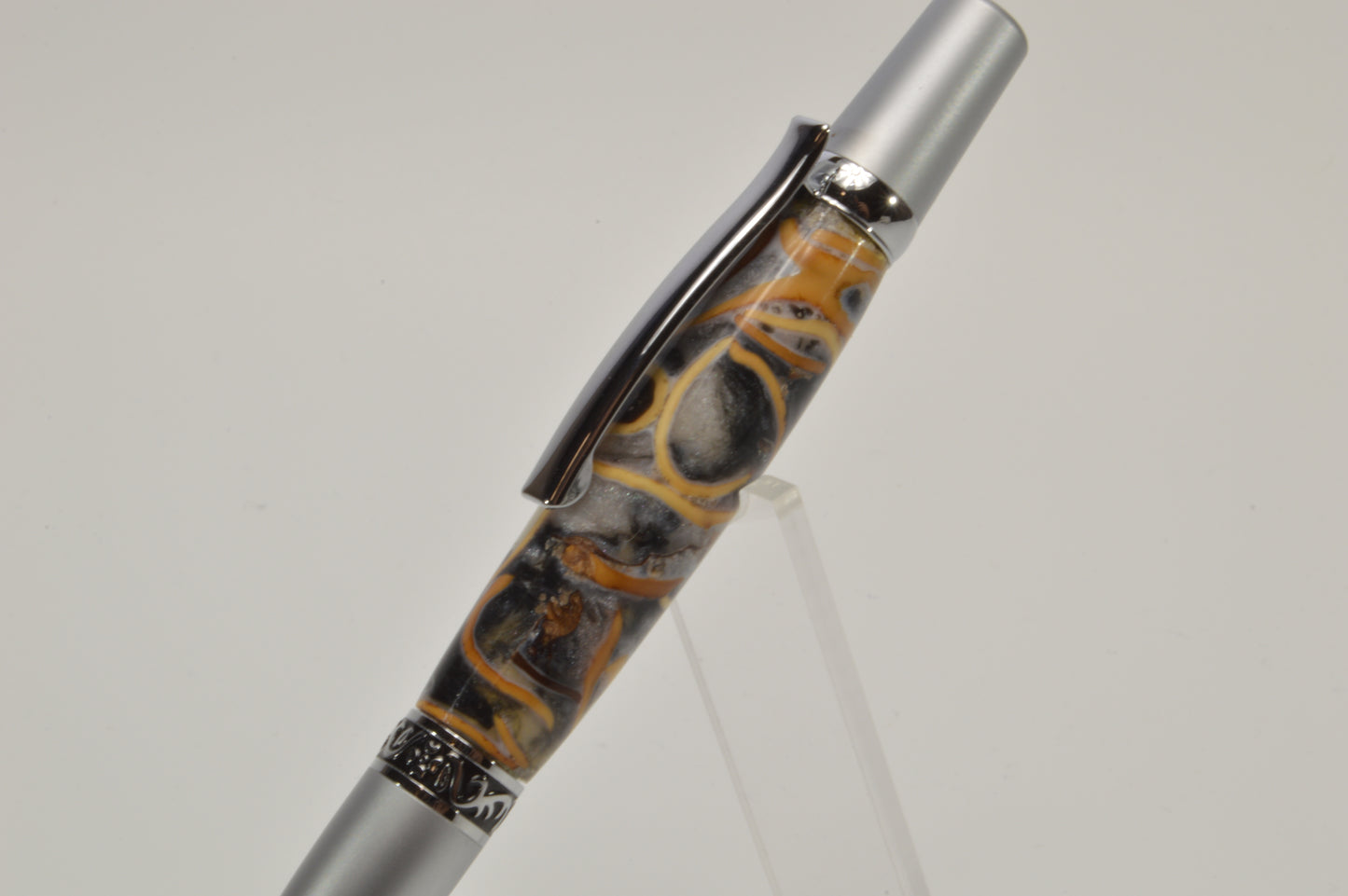 Handcrafted Twist Pen with Pistachio Shell Cast in Acrylic in Chrome and Satin Chrome