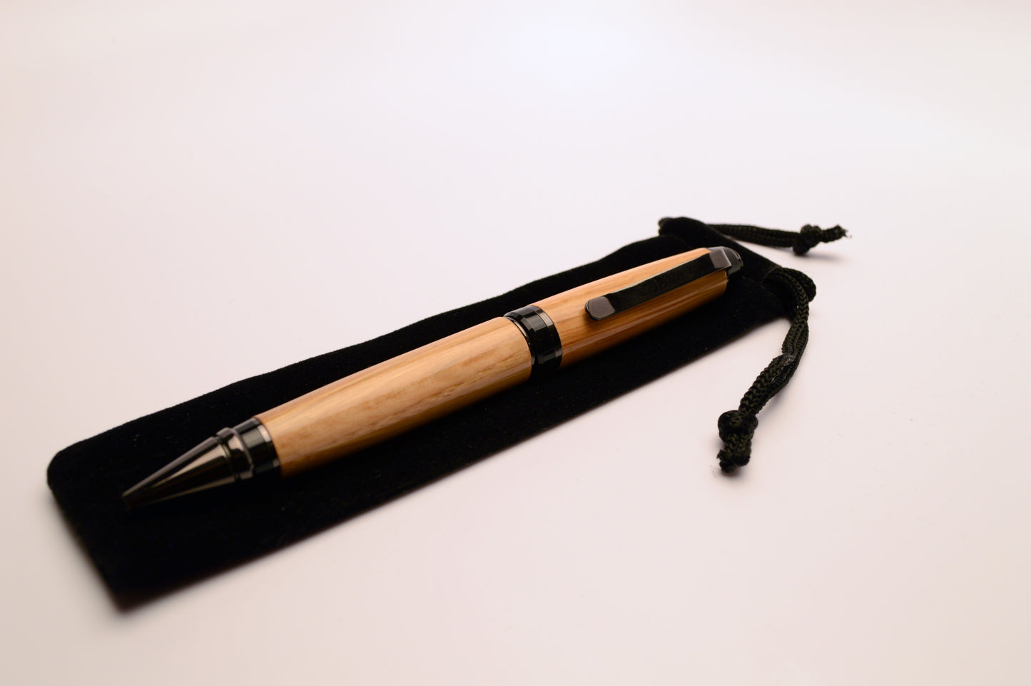 Whiskey Barrel Cigar Style Twist Pen with Gunmetal Finish and Black Trim