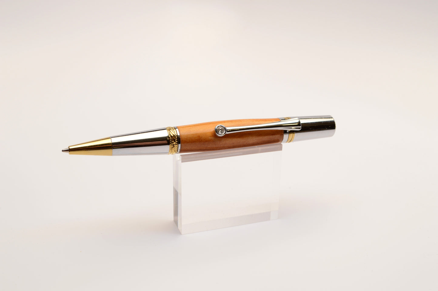 Majestic Squire Twist Pen in Lebanese Cedar with Gold Titanium, Chrome, and Swarovski Crystal