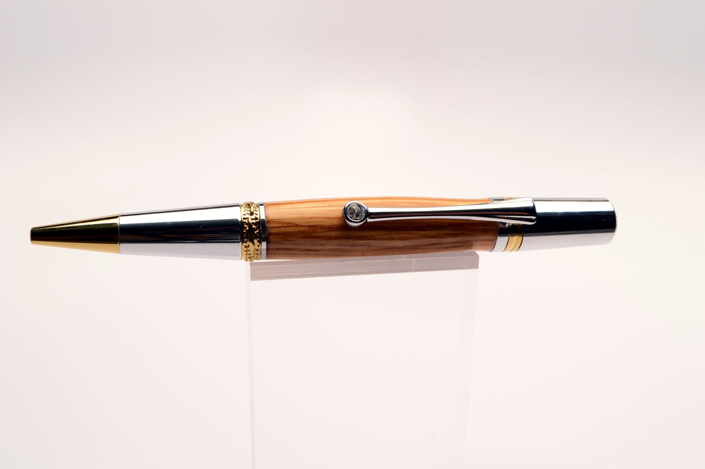 Whiskey Barrel Majestic Squire Twist Pen in Gold Titanium and Chrome Finish with Swarovski Crystal.  Includes Velvet Bag