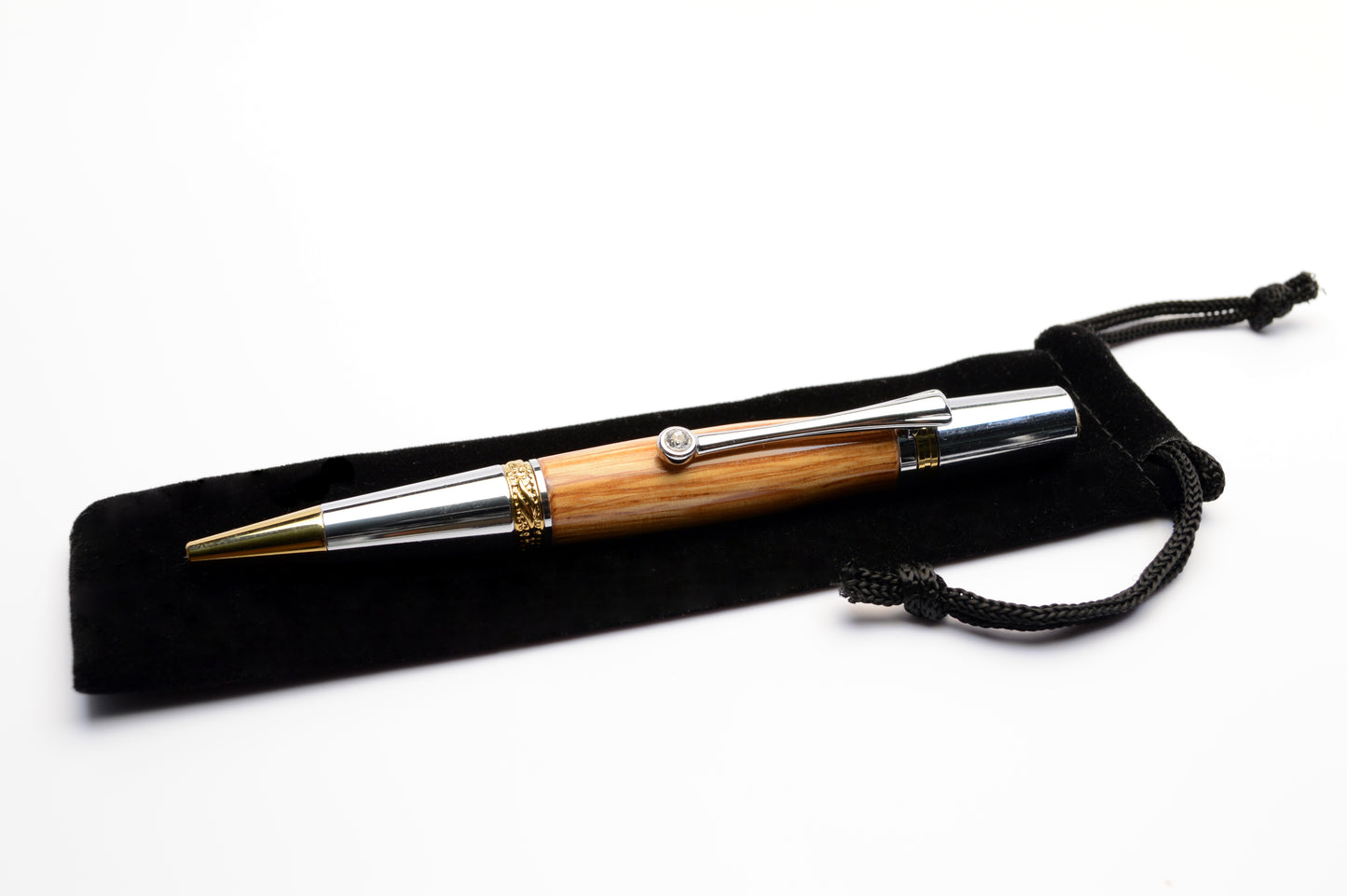 Whiskey Barrel Majestic Squire Twist Pen in Gold Titanium and Chrome Finish with Swarovski Crystal.  Includes Velvet Bag