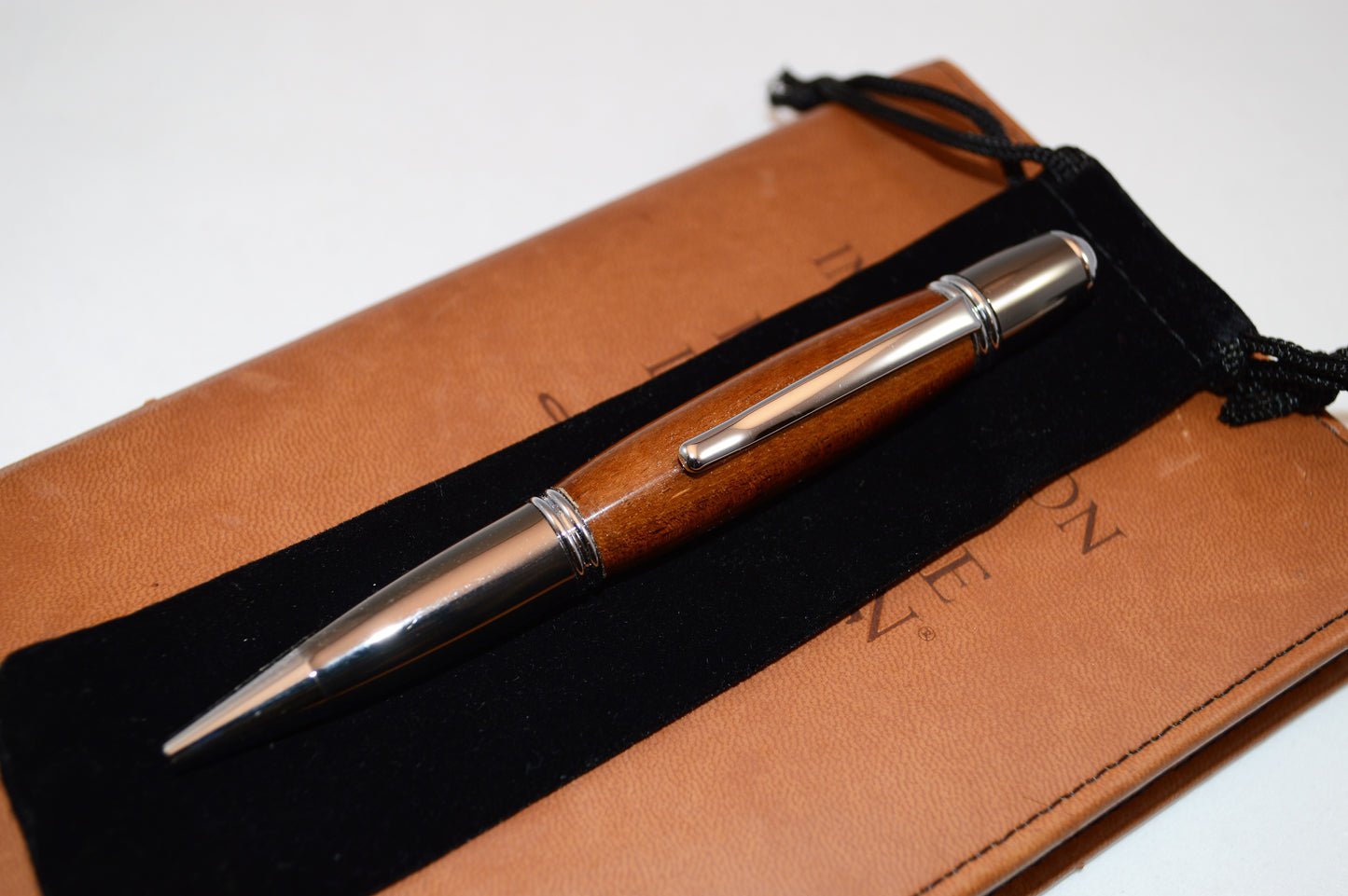 Sinai Desert Shittim (Acacia) Wood Twist Pen - Chrome & Gunmetal Finish