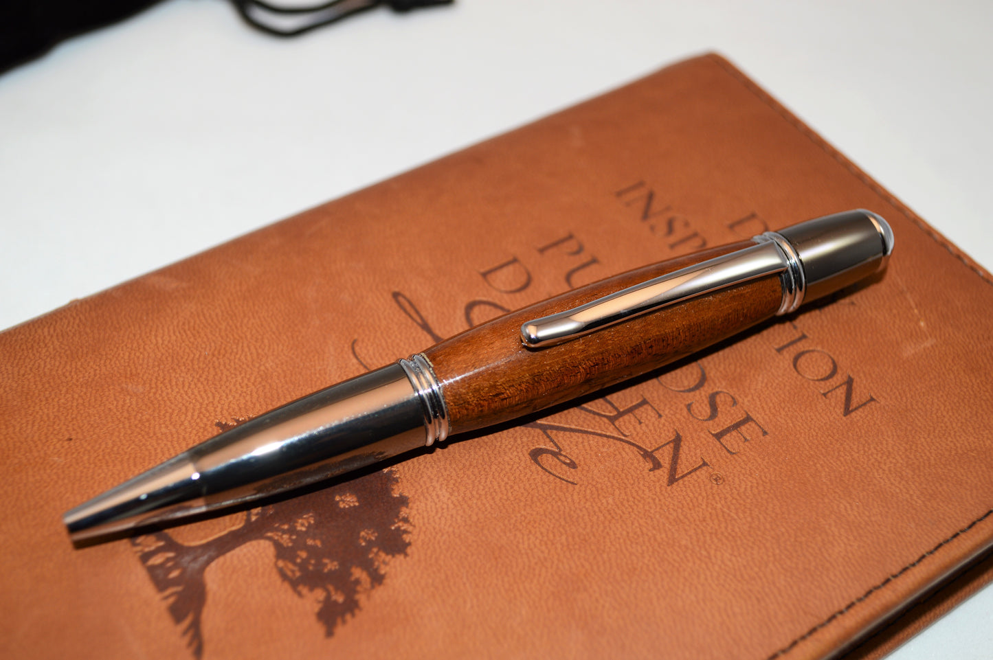 Sinai Desert Shittim (Acacia) Wood Twist Pen - Chrome & Gunmetal Finish