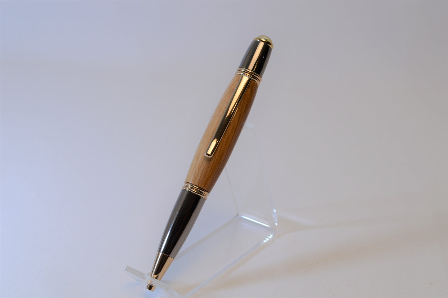 Thin Blue Line Twist Pen in Oak with a Gold and Gunmetal Finish