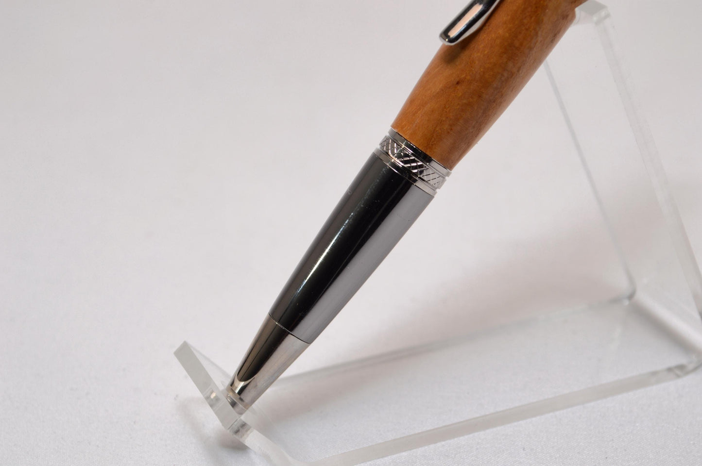 Handcrafted George Washingtons Mount Vernon Pecan Twist Pen