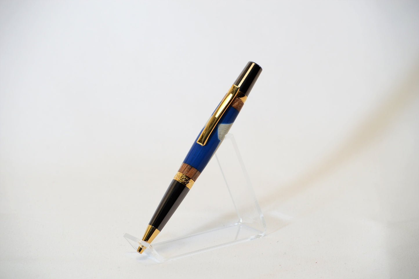 Handcrafted Pen Made With A Swatch From A Mickey Mantle Game Used Jersey And Wood From A Yankee Stadium Seat