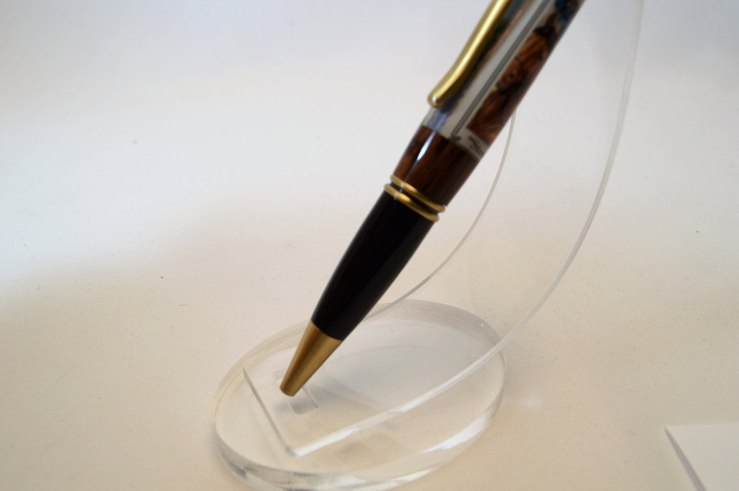 Handcrafted Stonewall Jackson Prayer Tree Twist Pen in Antique Brass and Black Chrome