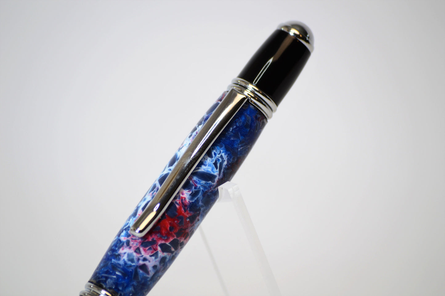 Handcrafted Pen Made From Philadelphia Eagles and Philadelphia Phillies Veterans Stadium Plastic Stadium Seats