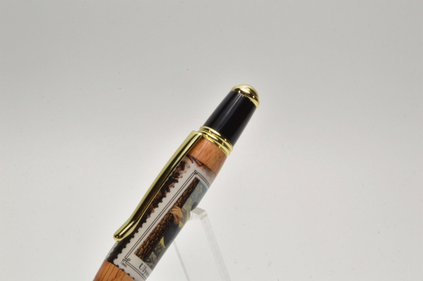 Handcrafted Gettysburg Twist Pen Made With a General Grant U.S. Stamp and Witness Wood in Gold and Black Chrome Finish